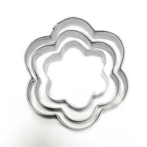 COOKIE CUTTER FLOWER